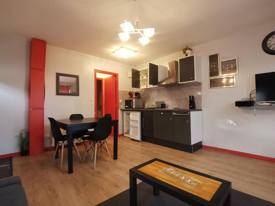 Apartamento N1 F2 40M2 Avec Petit Jardin Hérouville-Saint-Clair Exterior foto